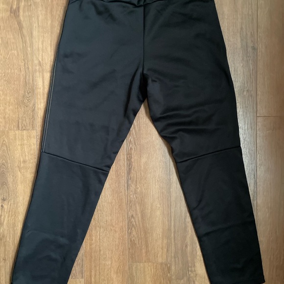 Puma x Ferrari T7 Men's Regular Fit Cotton Track Pants Medium - Picture 3 of 3